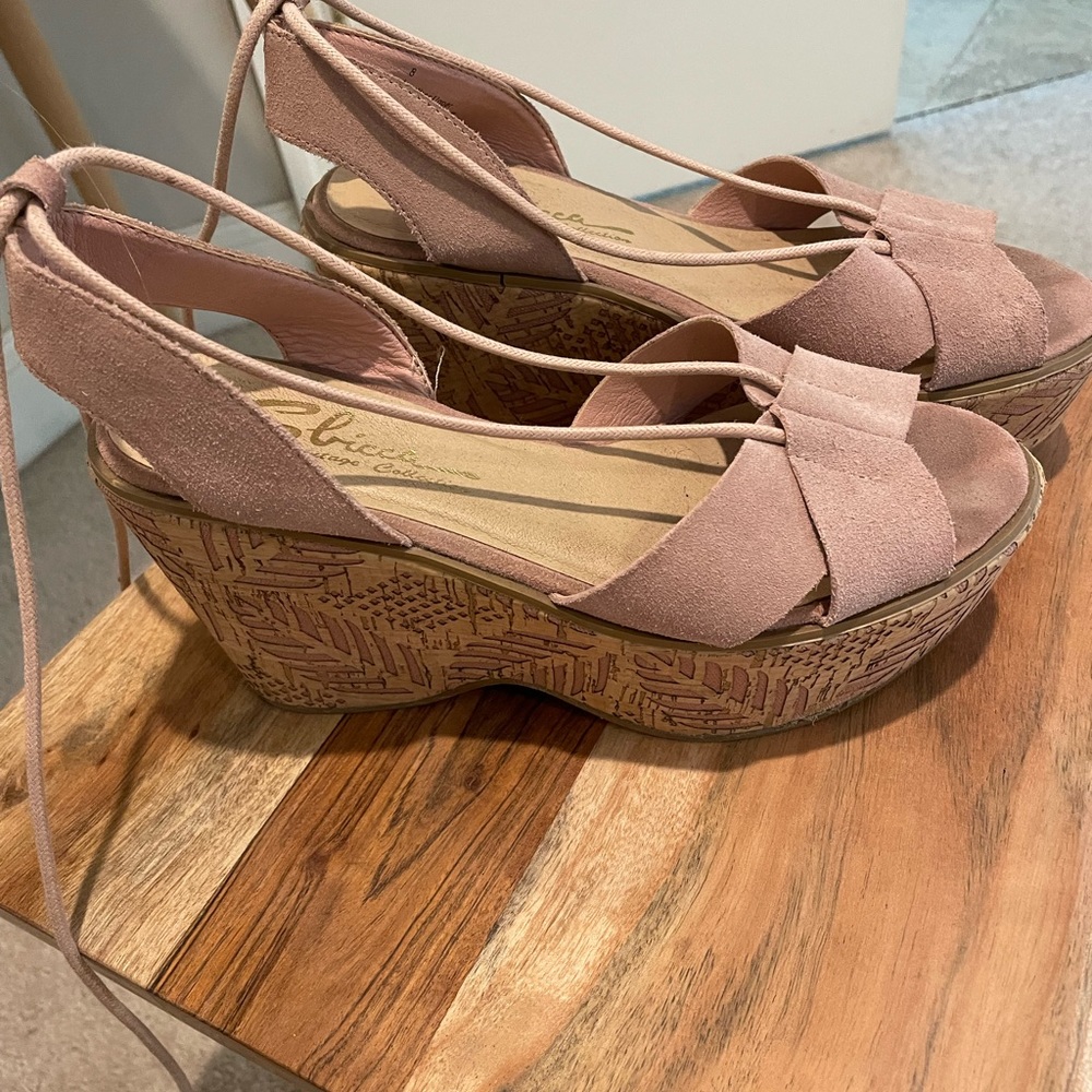 Sbicca staycation wedge size 8 - Picture 4 of 5